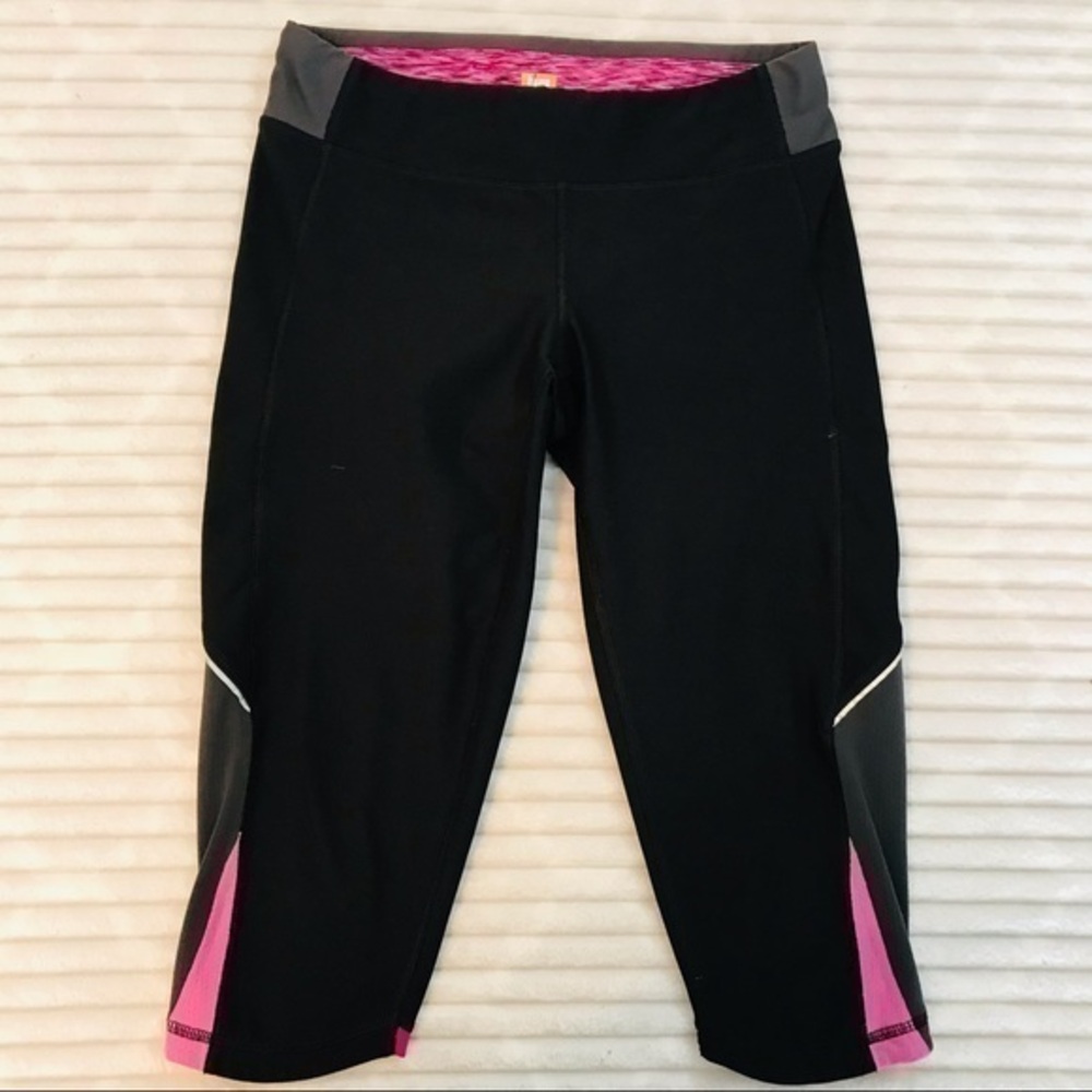 Lucy Activewear Tech Capri Tight Black Pink Mesh Crop Leggings Size Small
